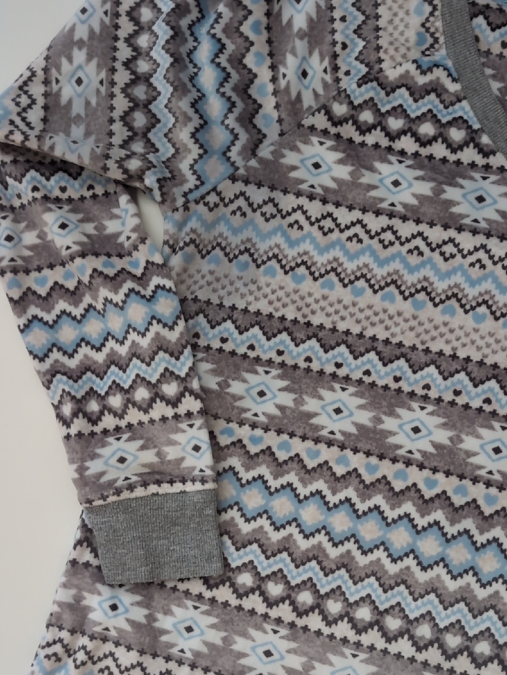 Cuddl Duds Super Soft Fleece Pajama Set. Joggers. Size Small - Picture 9 of 13